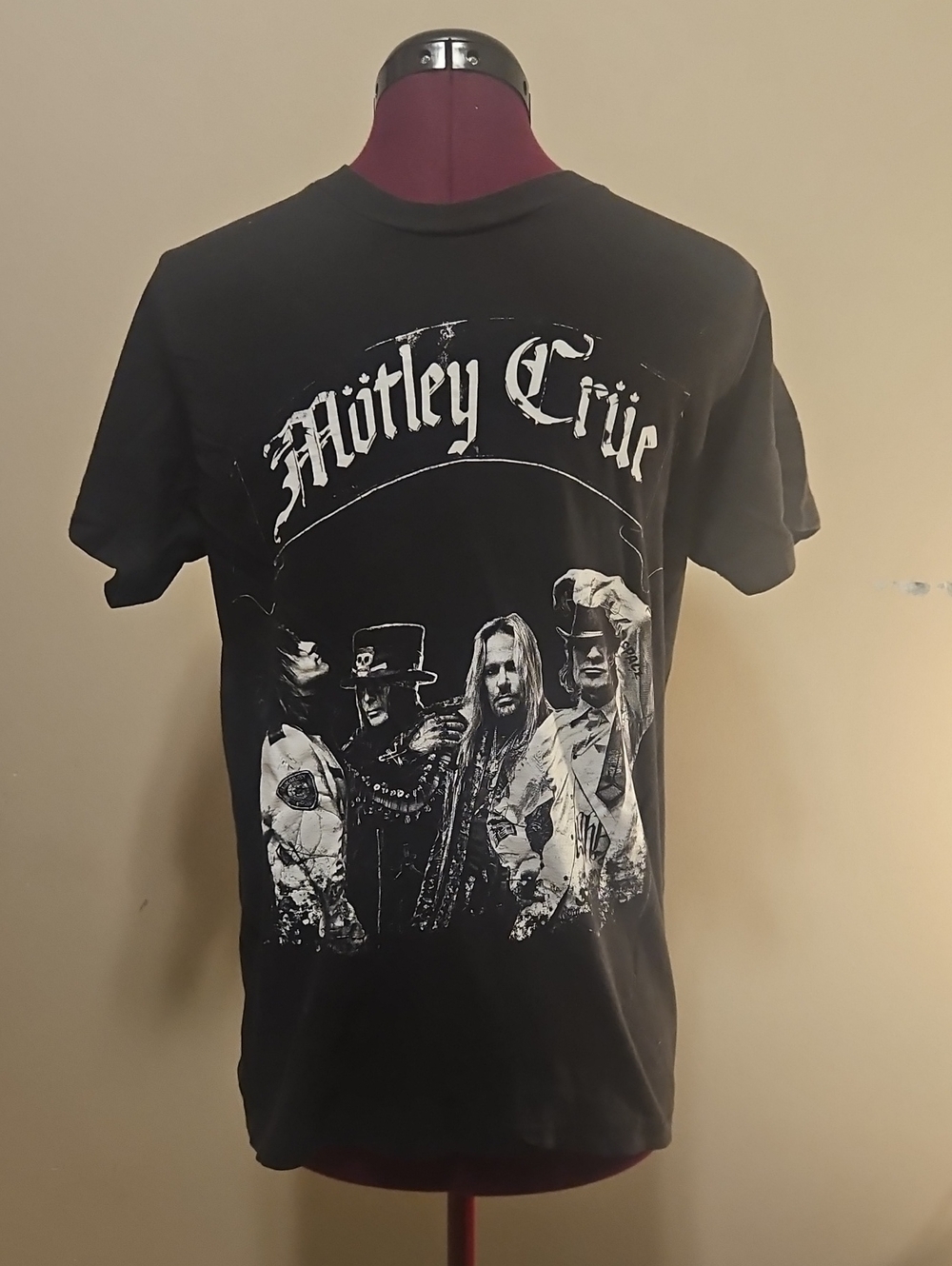 Motley Crue Dead Of Winter Tour Shirt
